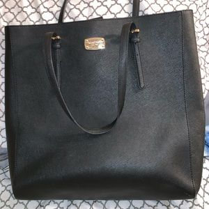 Black Micheal Kors Tote
